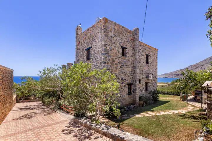 Traditional Stone House By The Sea... Kapetanianá Exterior photo